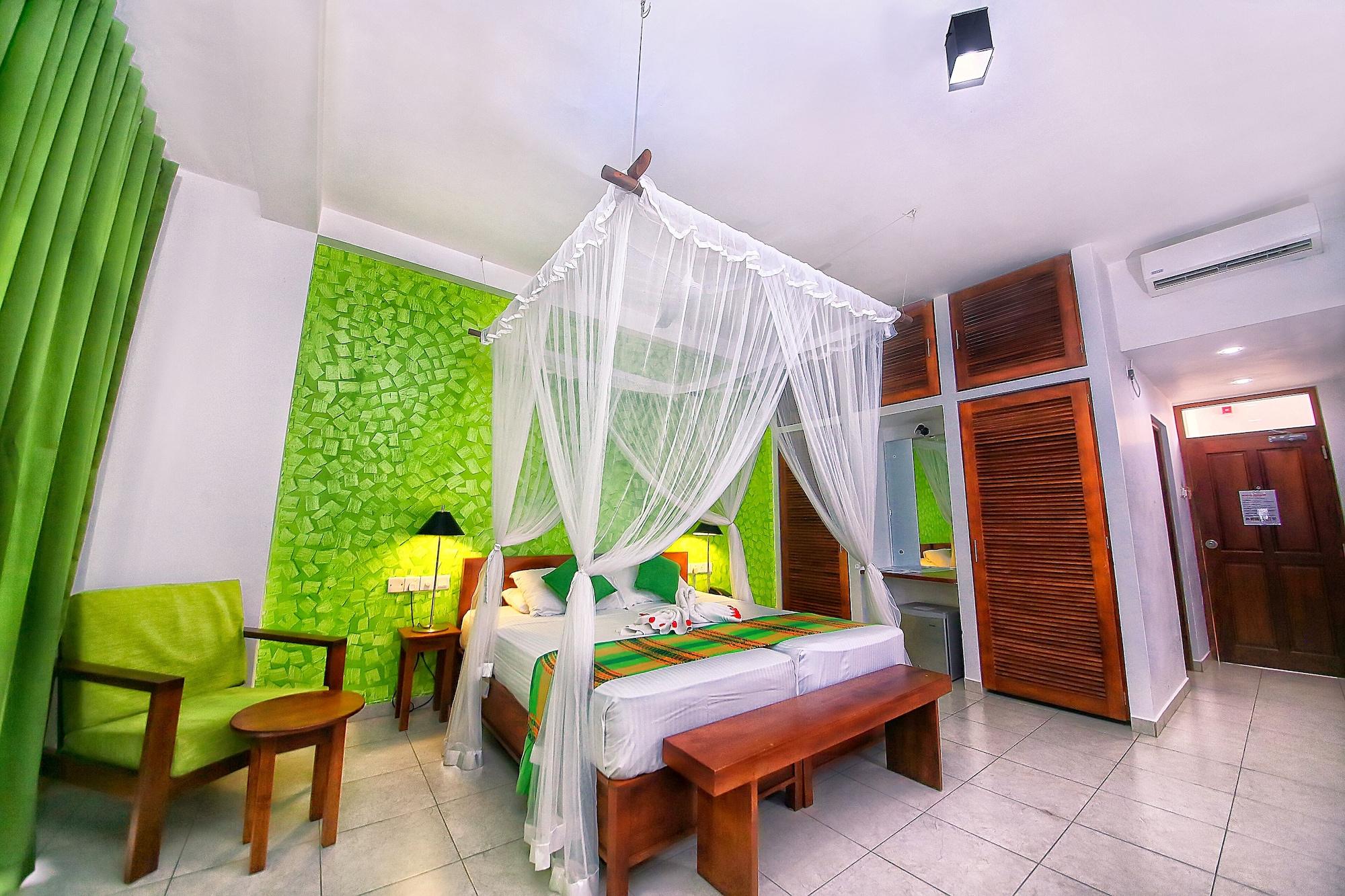 Rockside Beach Resort Bentota Eksteriør billede