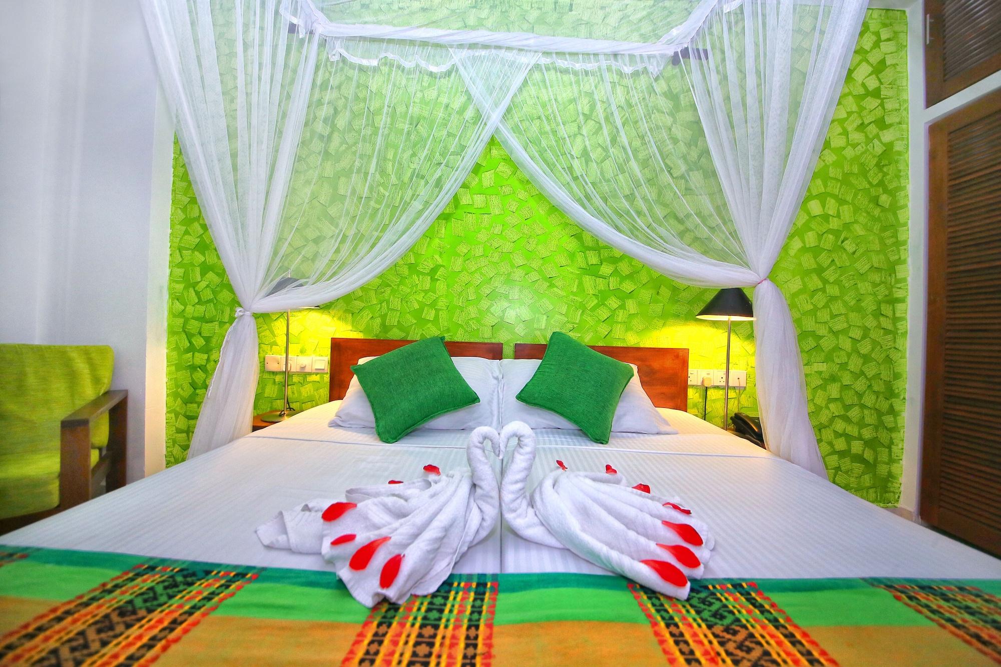 Rockside Beach Resort Bentota Eksteriør billede