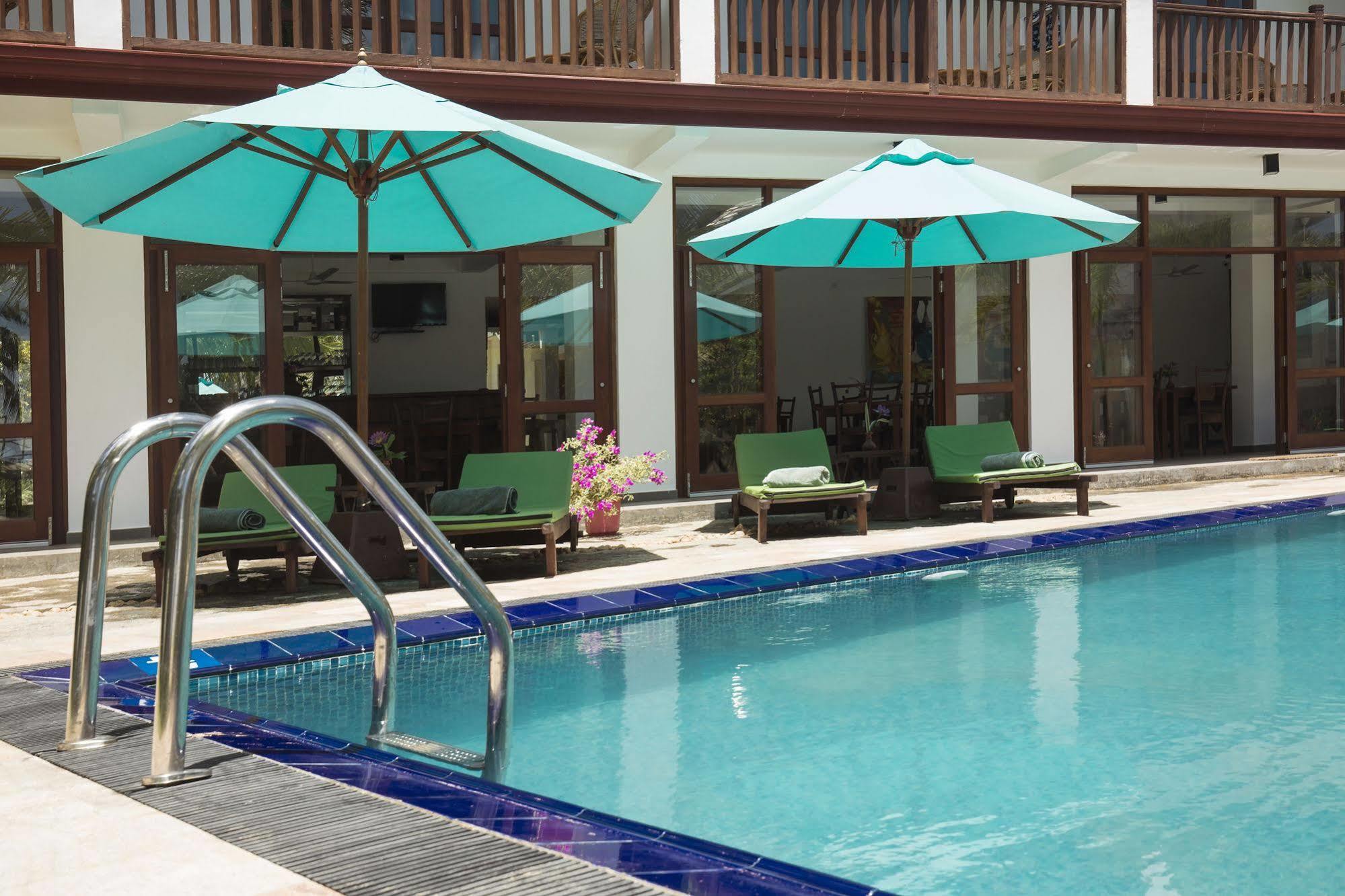Rockside Beach Resort Bentota Eksteriør billede
