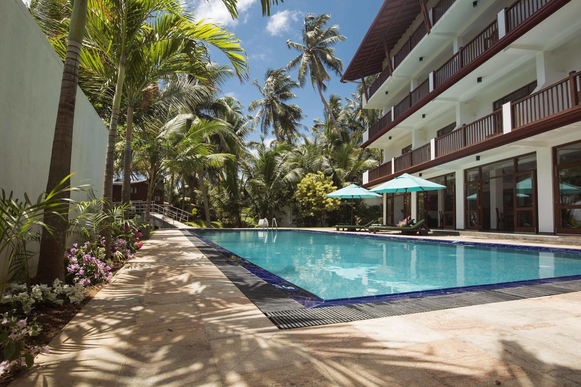 Rockside Beach Resort Bentota Eksteriør billede