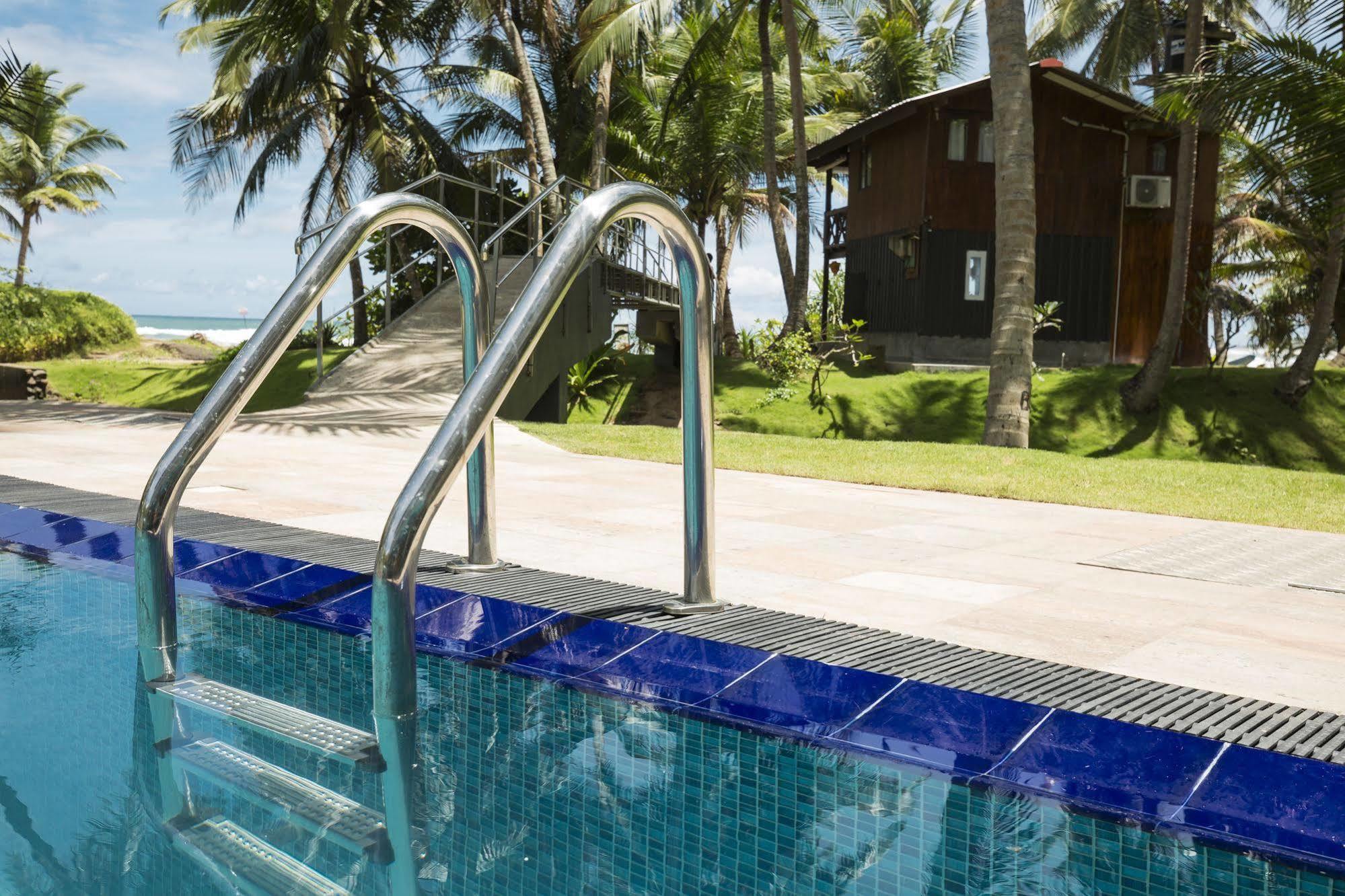 Rockside Beach Resort Bentota Eksteriør billede
